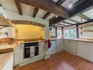 Kitchen- click for photo gallery